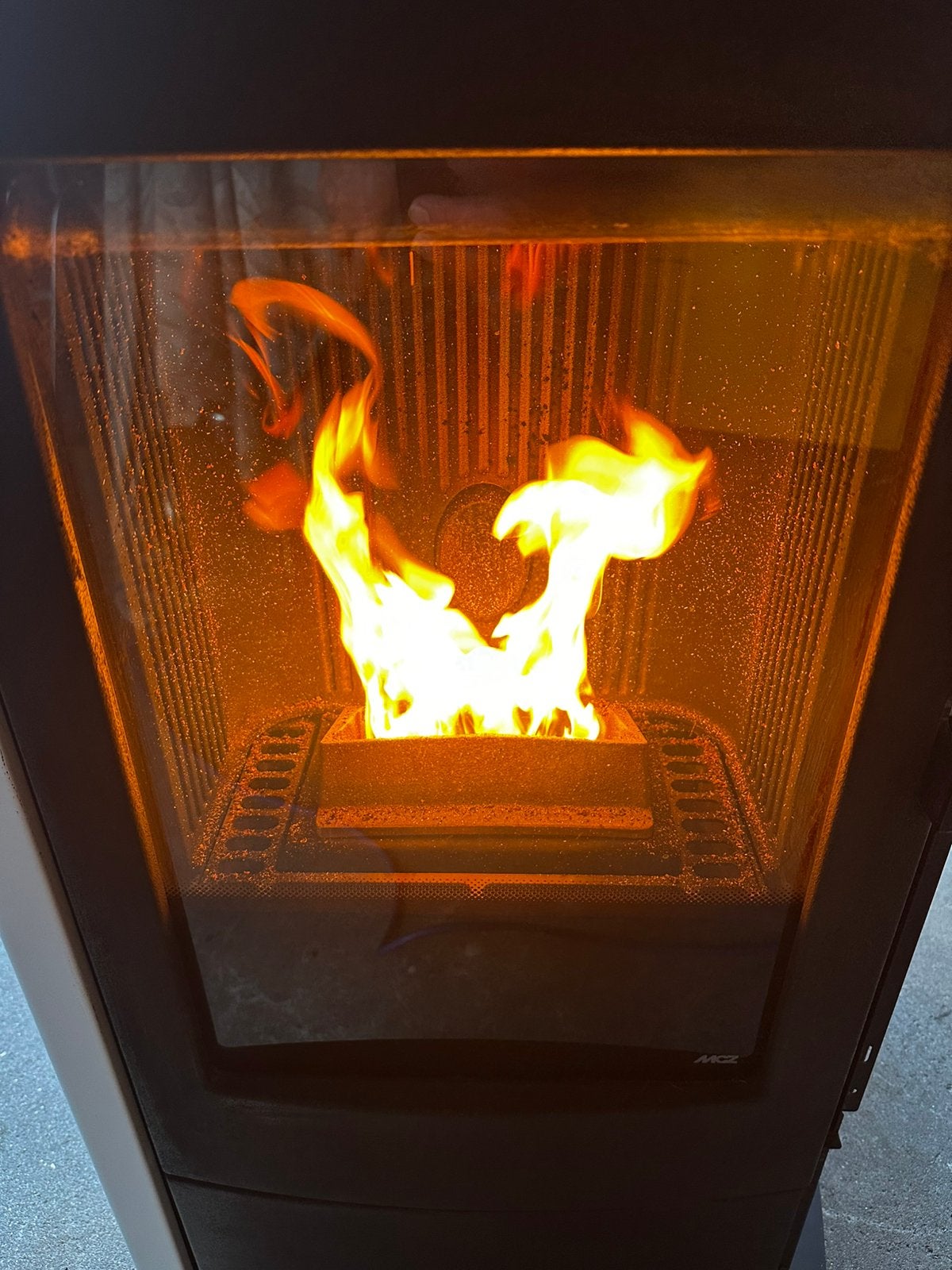 Pelletkachel van het topmerk MCZ, Ophalen, Zo goed als nieuw, Vrijstaande haard