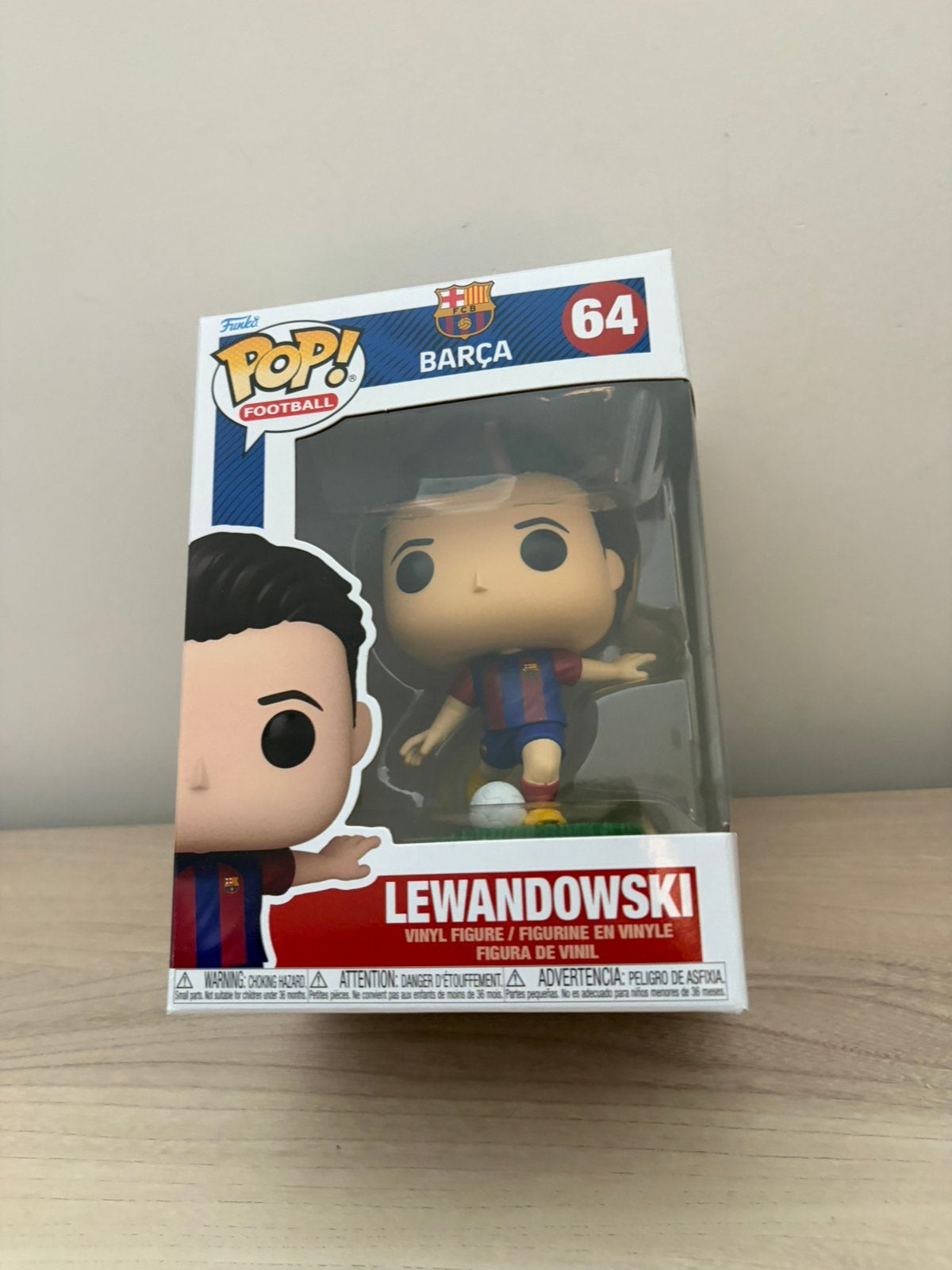 Funko Pop! Football – Robert Lewandowski #64 | FC Barcelona