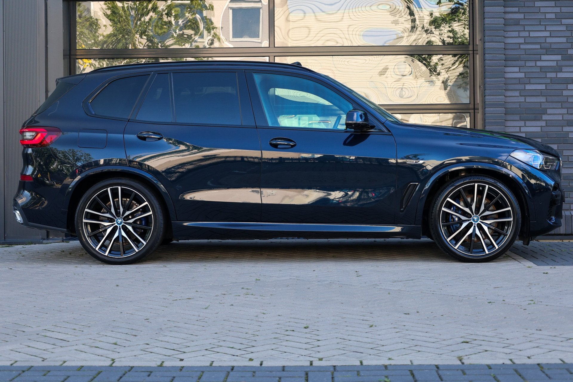 Foto 18 van BMW X5 xDrive45e High Executive | BTW | M-SPORT | PANO | LAS