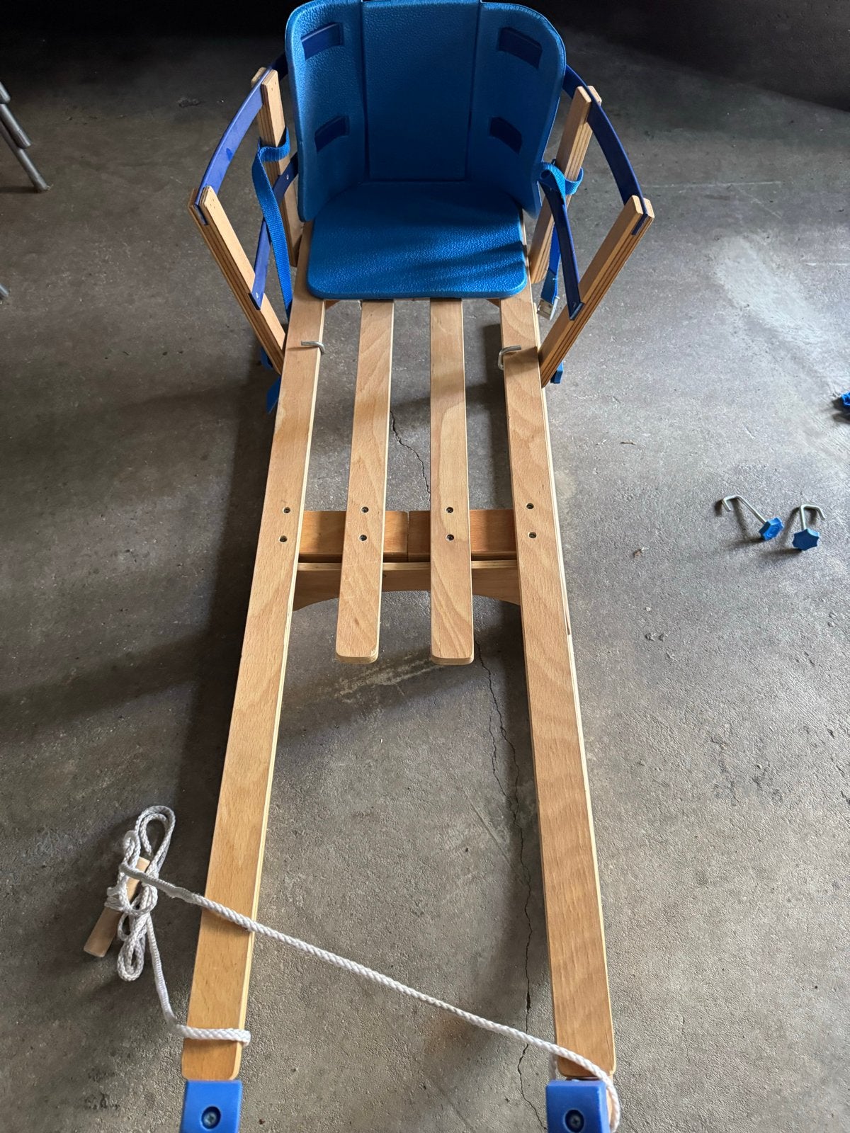 Opvouwbare houten slee met rugleuning en zitje, Ophalen of Verzenden, Rugleuning, Gebruikt, Hout