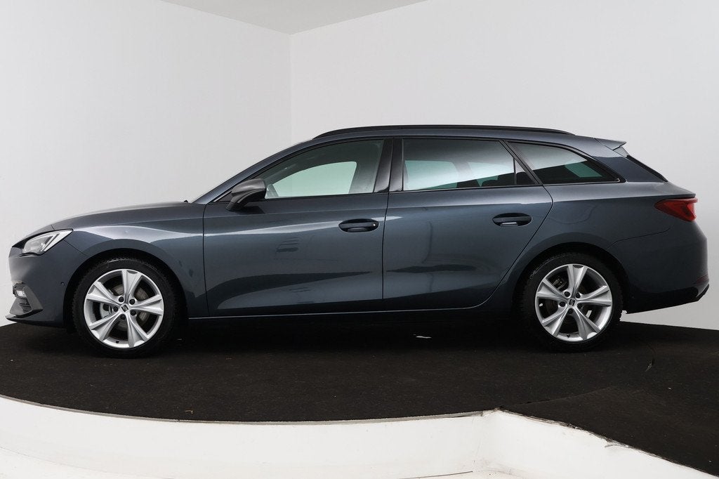 Seat Leon Sportstourer 1.5 eTSI FR Launch Edition (DIGITALE, Auto's, Seat, Stof, 4 cilinders, Leon, Origineel Nederlands