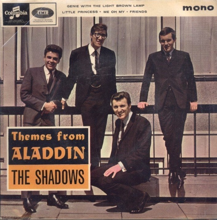 EP  -  THE SHADOWS - Themes from Aladin, Gebruikt, 7 inch, EP, Fotohoes