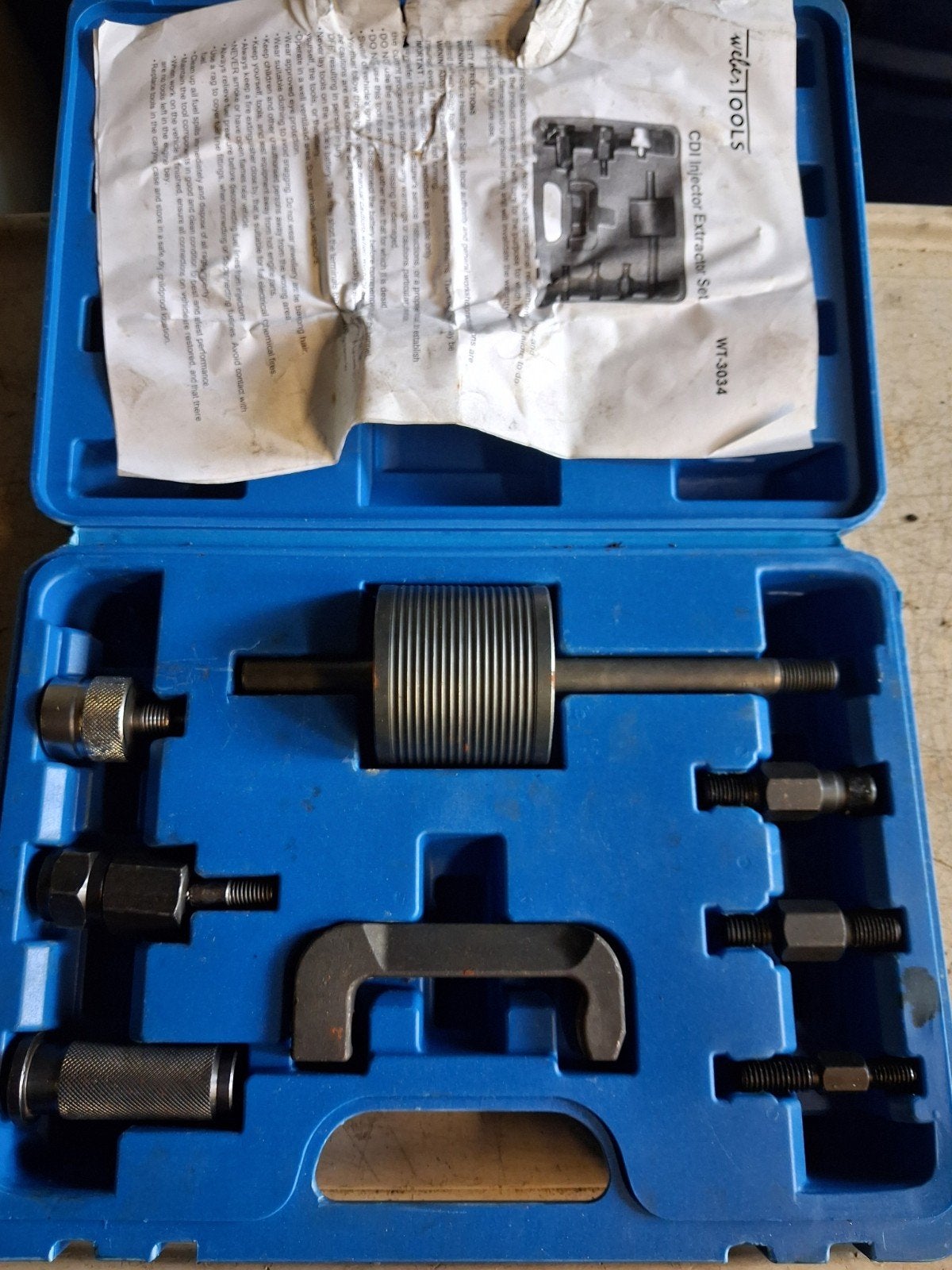 Dieselinjector demontage trekker, Ophalen