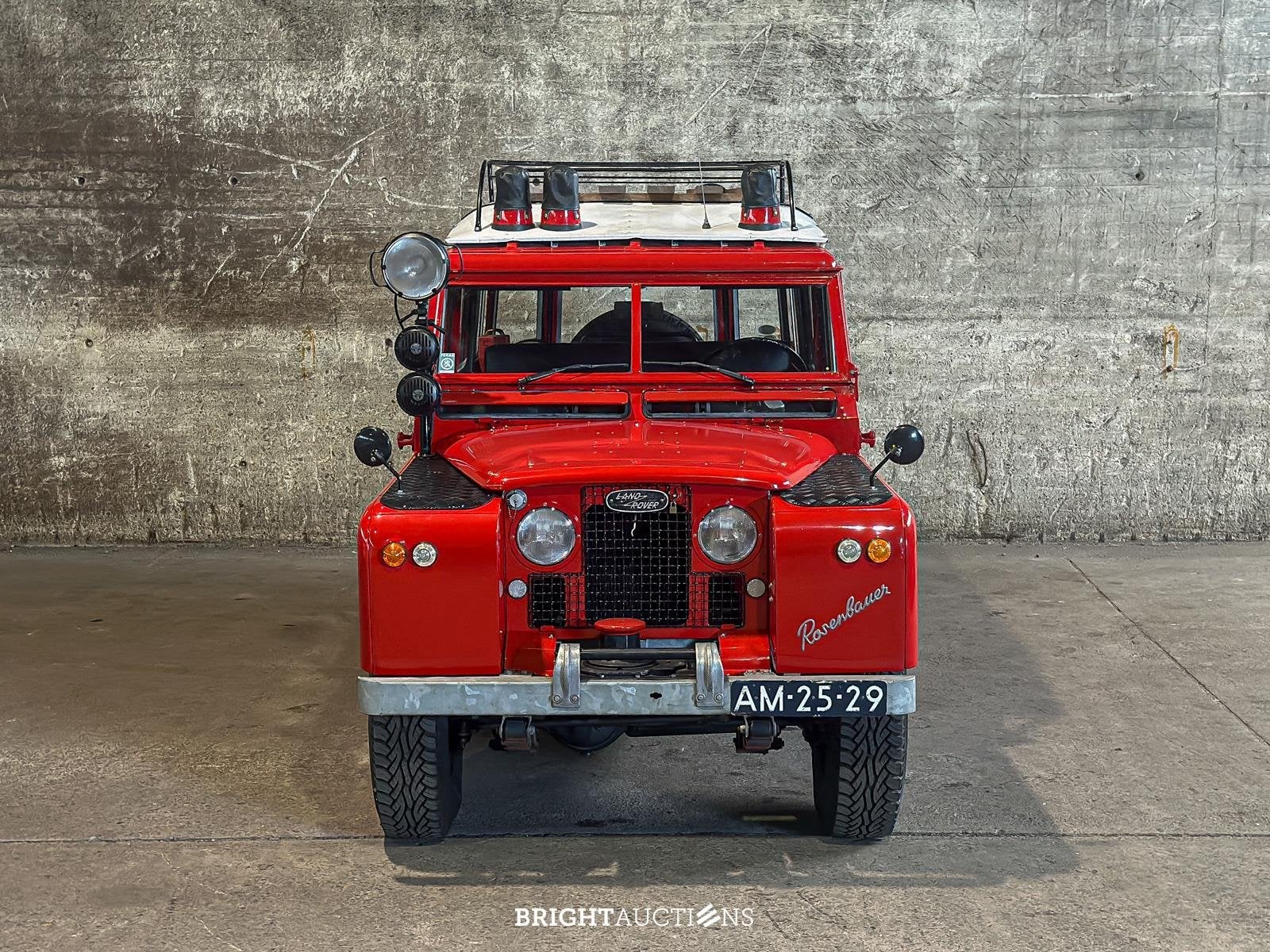 Land Rover Series II 109 Brandweer (bj 1969), foto 9