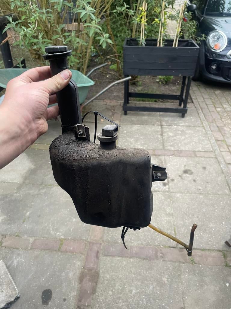 Vespa LX 2-takt olietank in zeer goede staat, Ophalen of Verzenden, Zo goed als nieuw, Tank, Vespa
