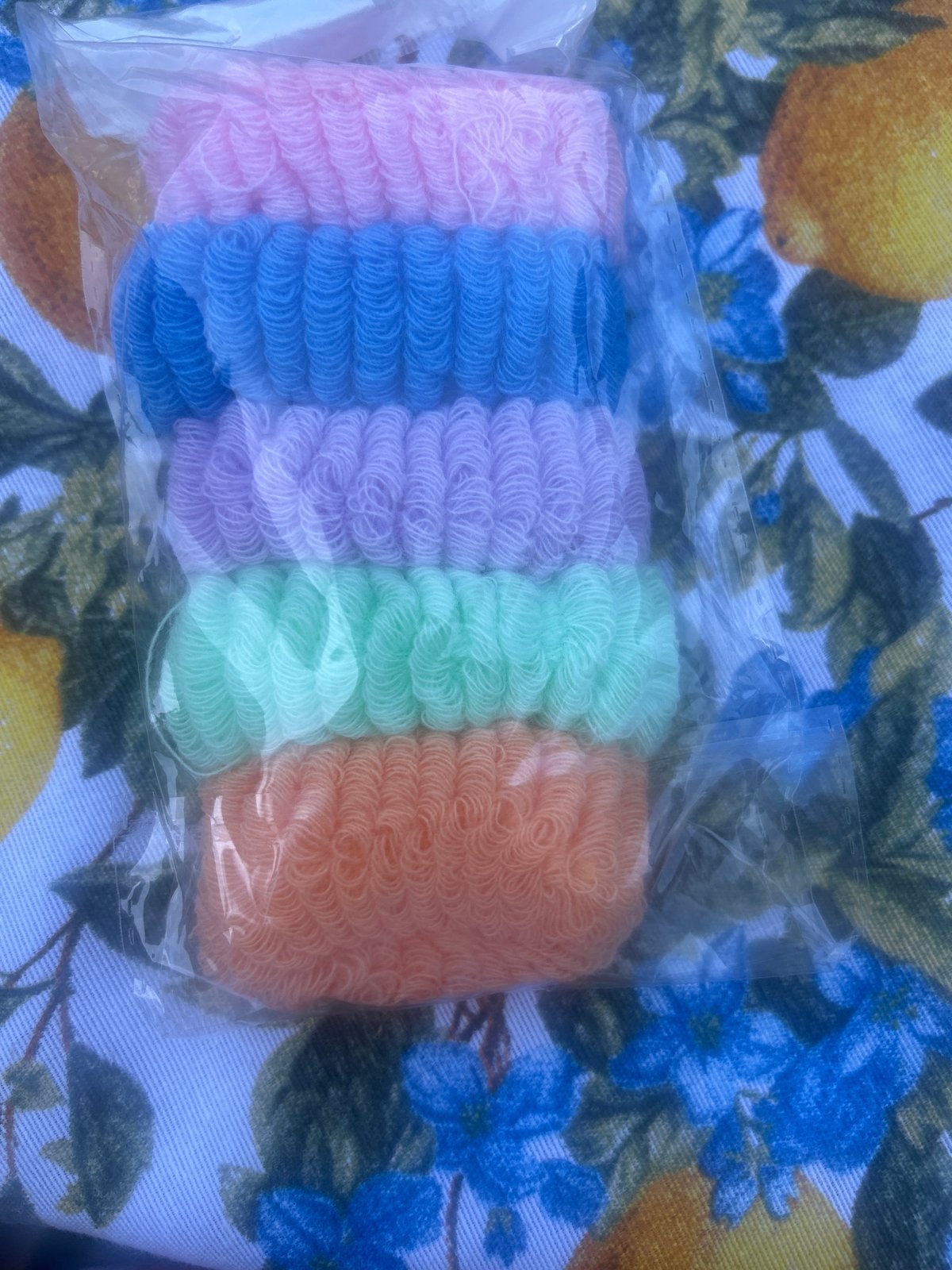 Haar elastiekjes, Ophalen, Nieuw