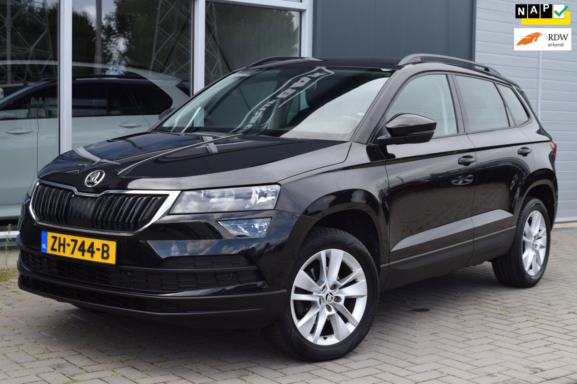 Skoda Karoq 1.0 TSI Ambition Business | Automaat | Clima | N, Automatische klimaatregeling, Stof, Gebruikt, 1261 kg