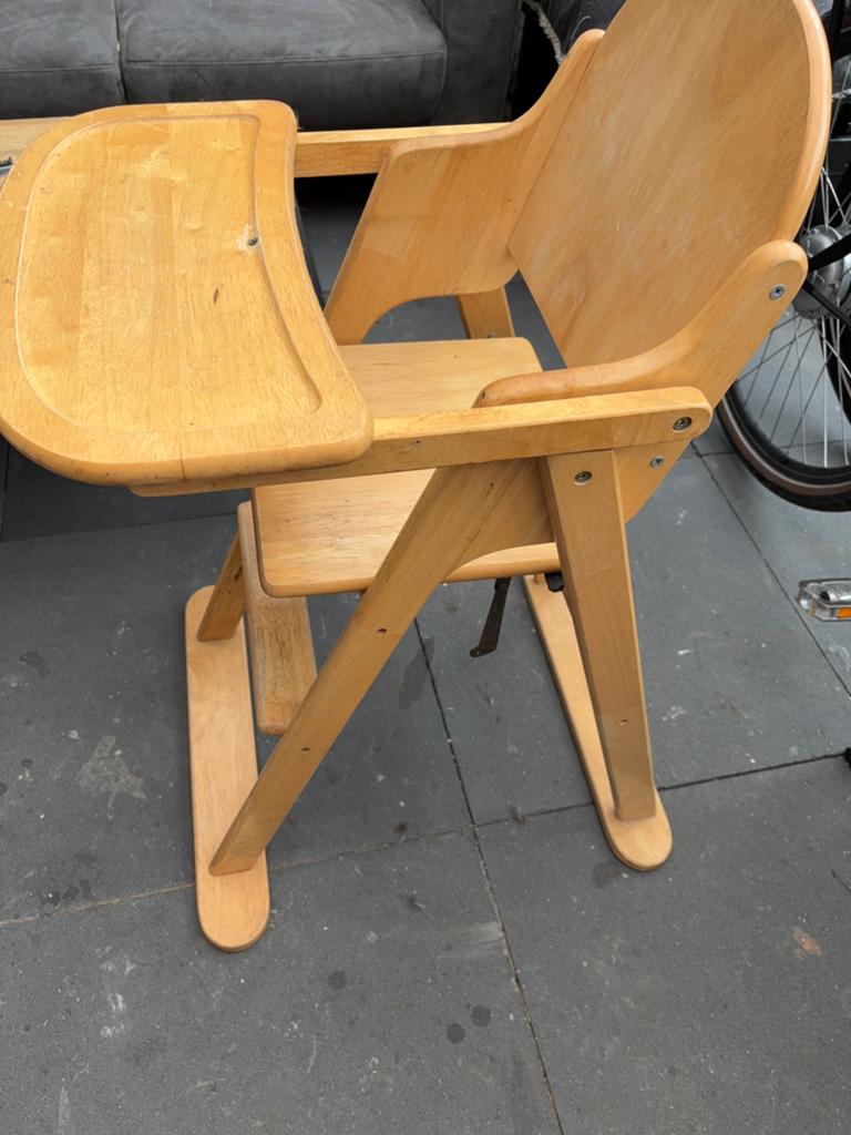Houten kinderstoel, Kinderen en Baby's, Kinderstoelen, Ophalen, Zo goed als nieuw, Overige typen