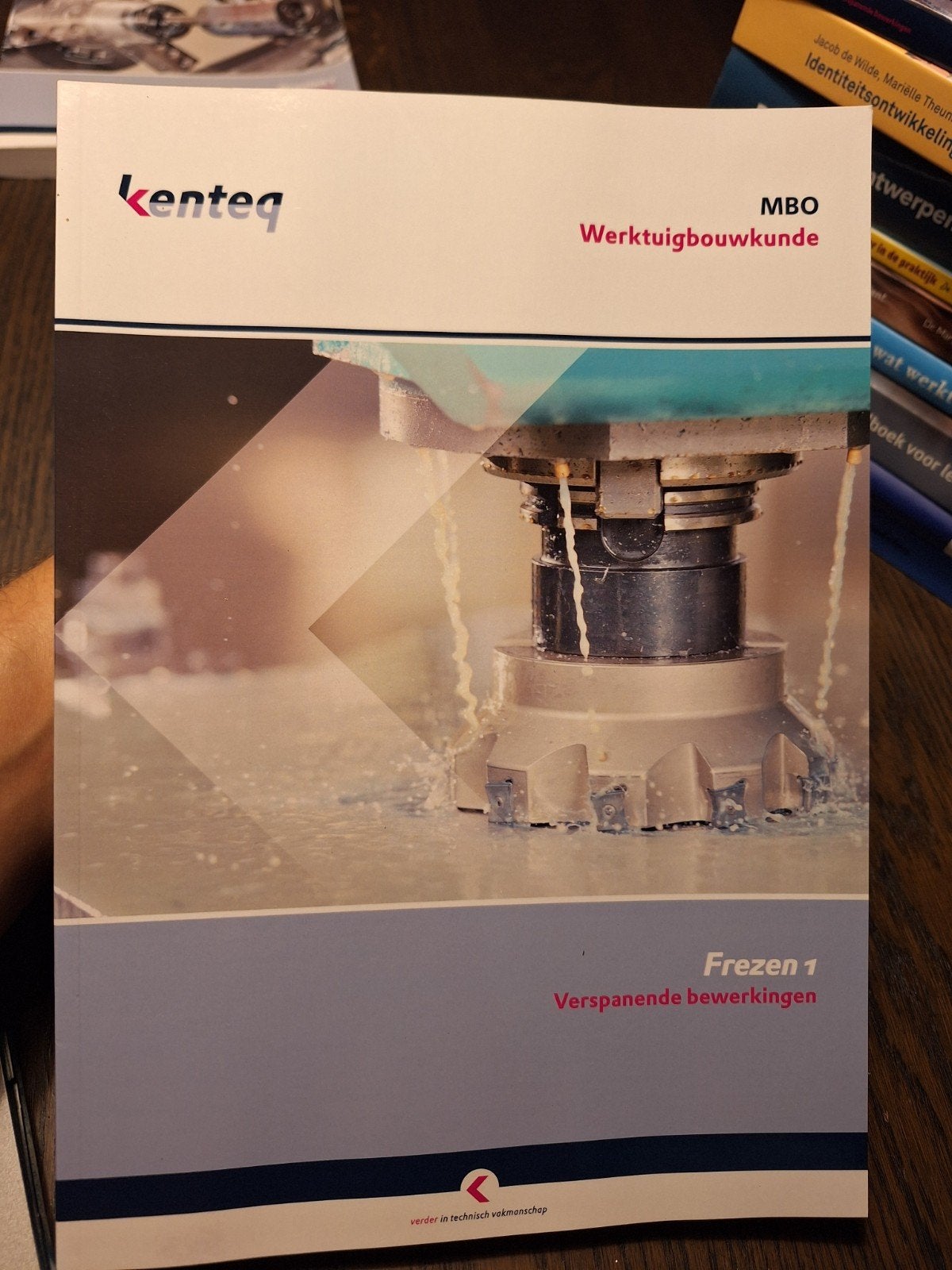 MBO Werktuigbouwkunde: Frezen 1 Verspanende bewerkingen, Onbekend, Ophalen of Verzenden, Zo goed als nieuw, MBO
