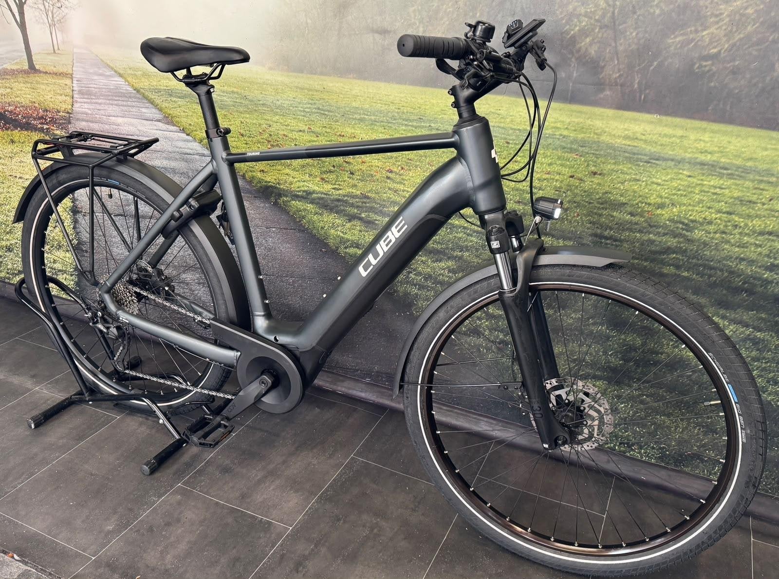 Cube Touring - 500Wh Accu - Bosch Performance - Smart - 62cm, Zo goed als nieuw, Cube, 59 cm of meer, Ludwig-Hüttner-Str. 5-7, D-95679 Waldershof, Duitsland
