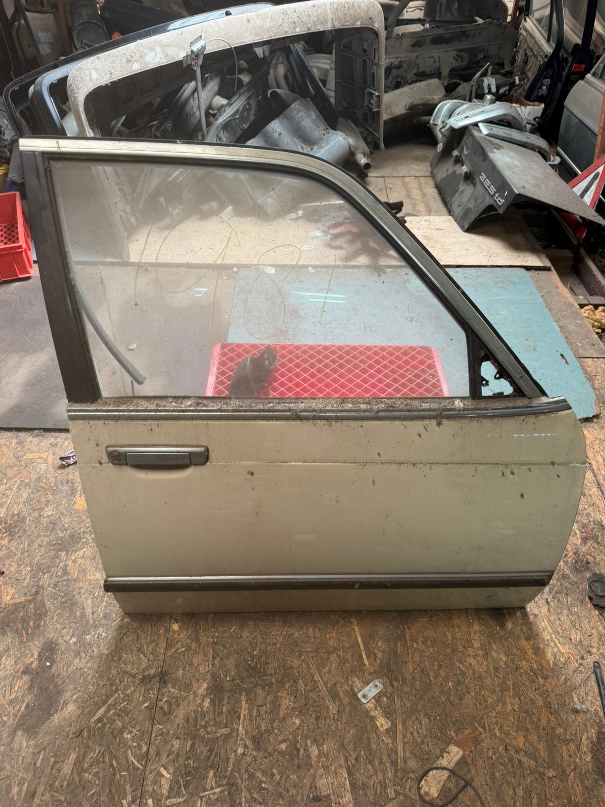 Bmw e23 deur rechts voor 1981 735i, Auto diversen, Ophalen of Verzenden