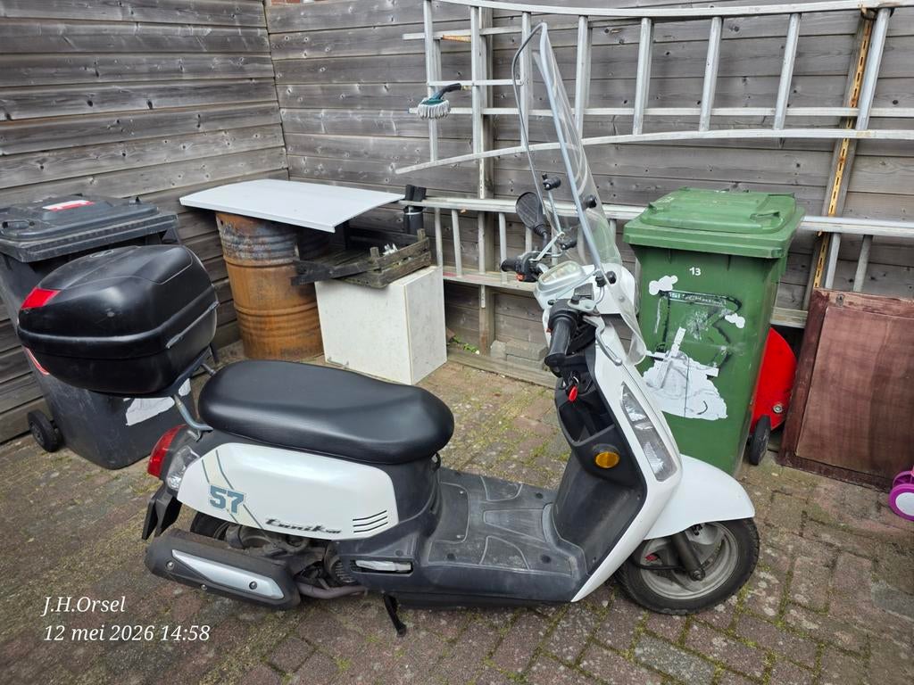 Witte Sym Tonic 50 scooter met windscherm en topkoffer, Ophalen, Gebruikt, Overige modellen, Maximaal 45 km/u
