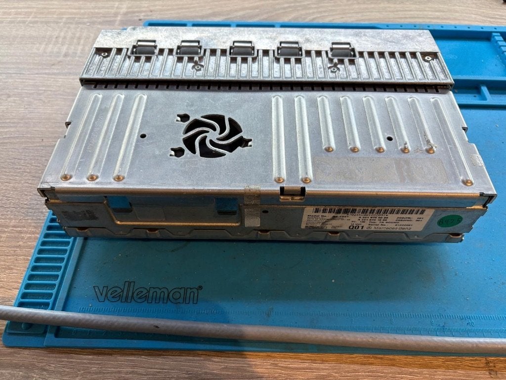 Mercedes logic 7 harman 7021 versterker A221875089, Auto-onderdelen, Elektronica en Kabels, Ophalen of Verzenden, Gereviseerd