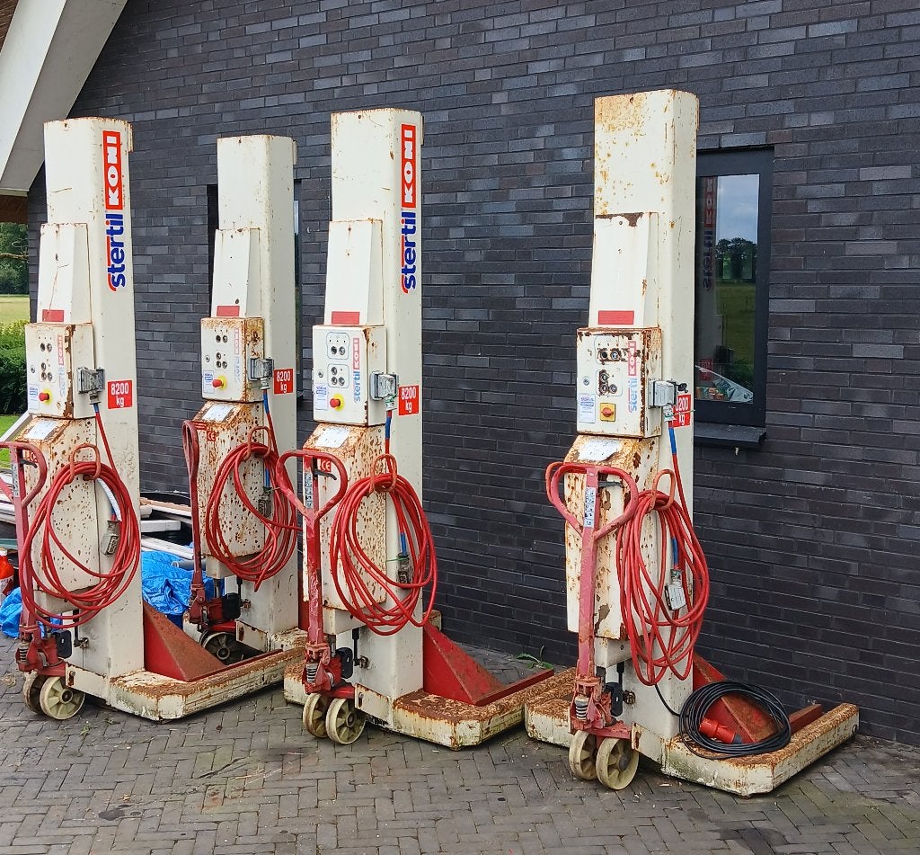 Stertil Koni  Hefbrug   1 set  Mobiele Hefkolommen    32 Ton, Auto diversen, Autogereedschap, Ophalen, Gebruikt