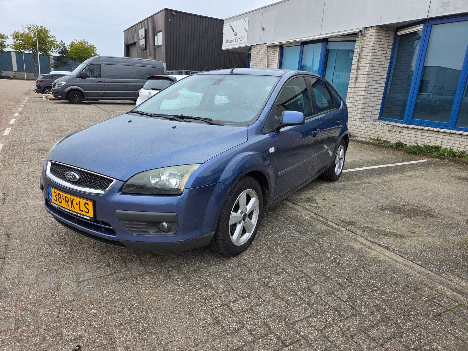 Ford Focus 1.6 74KW 5D 2005 Blauw, Auto's, 1596 cc, Zwart, 4 cilinders, Blauw