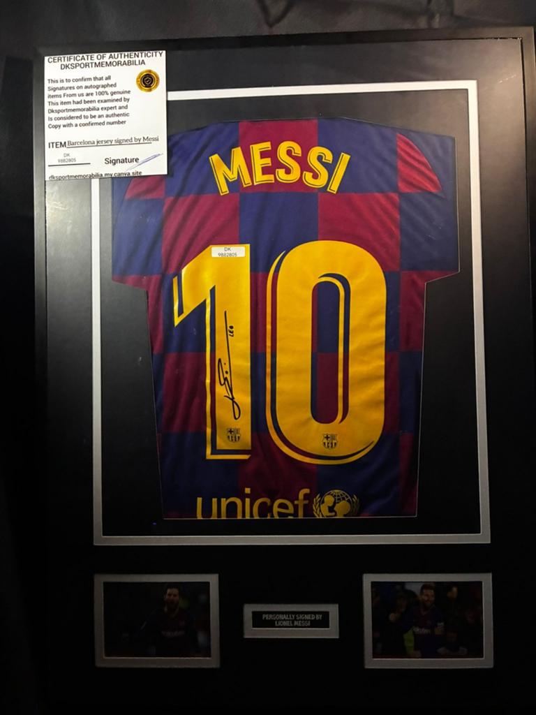 Gesigneerd FC Barcelona Messi shirt met certificaat, Ophalen, Zo goed als nieuw, Buitenlandse clubs, Shirt