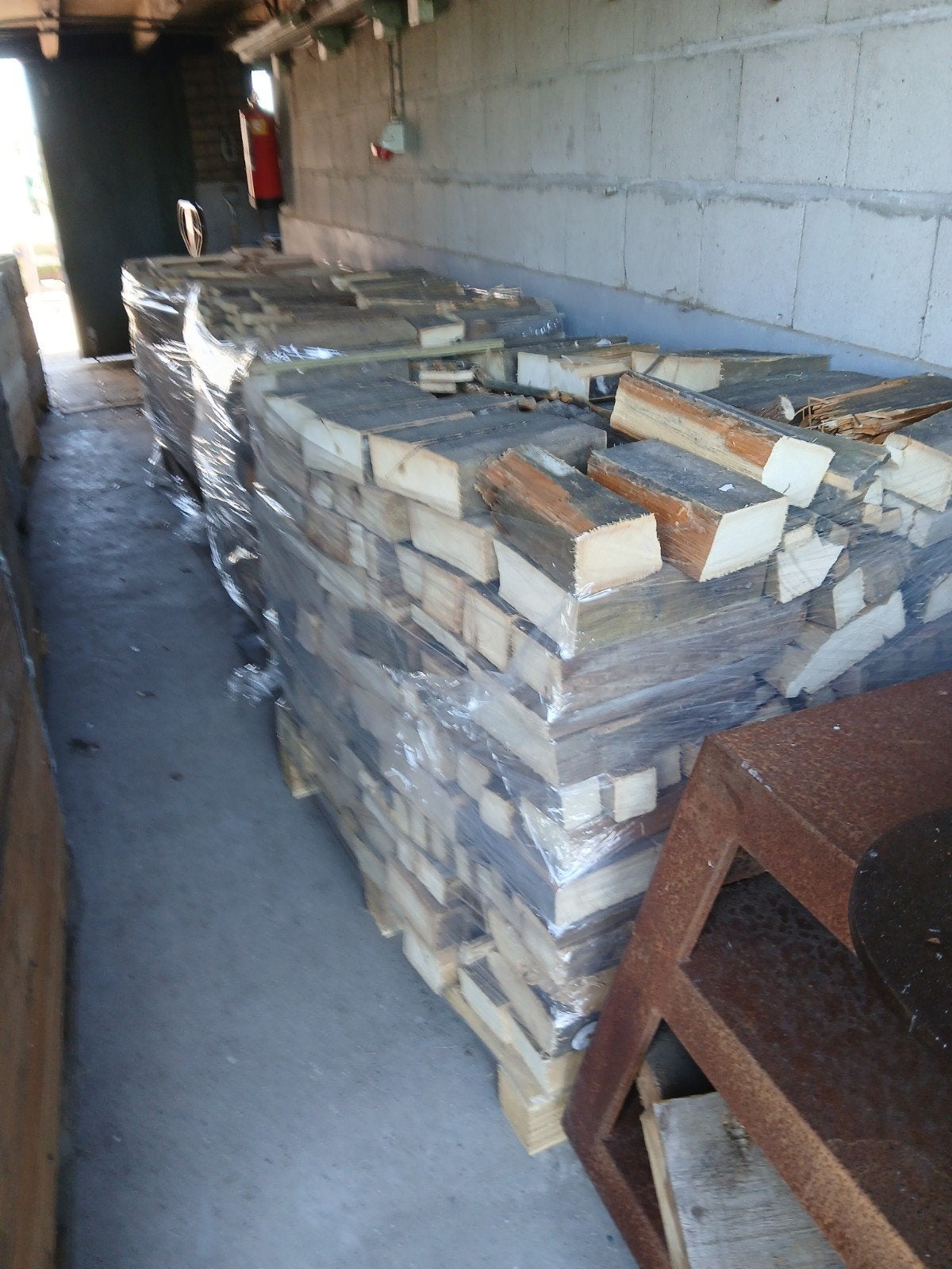 Stookhout gezaagd 30cm, kurkdroog op pallet, Minder dan 3 m³, Ophalen, Overige houtsoorten, Blokken