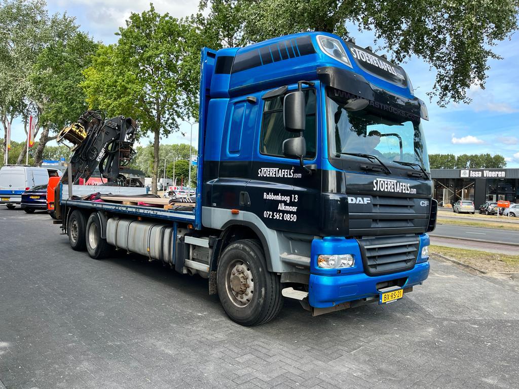 Daf CF vrachtwagen met kraan, Auto's, Euro 5, Zwart, 510 pk, Blauw