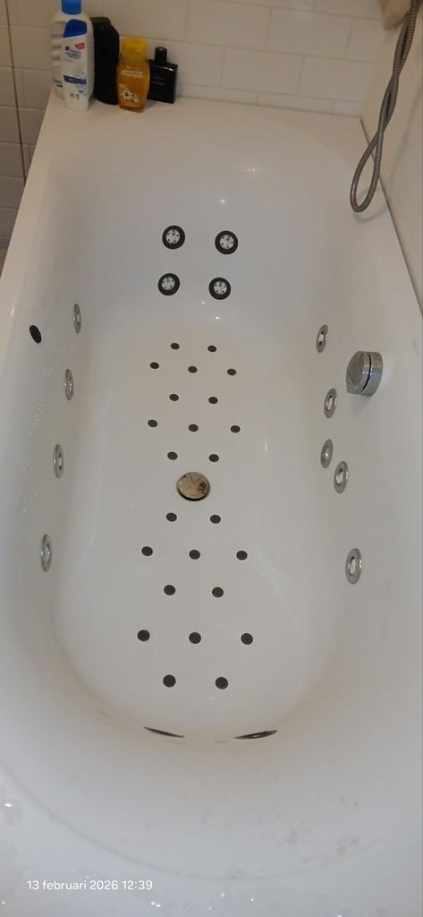 Whirlpool bad van villeroy & Boch, Ophalen