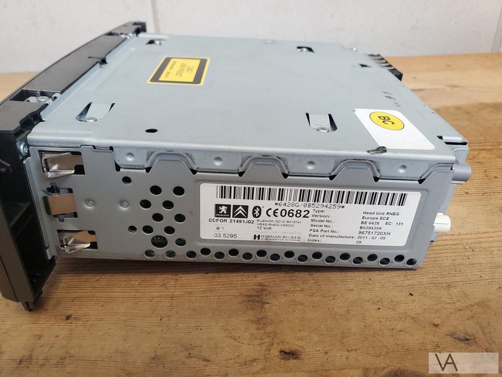 Peugeot 308 van 2009 - 2013 radio navigatie RNEG 96751720xh, Gebruikt, -, -, Ophalen of Verzenden
