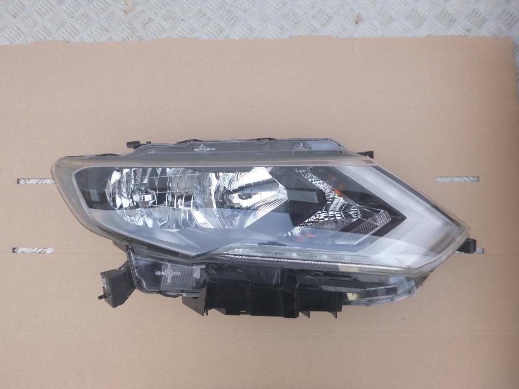 NISSAN X-TRAIL T32 LIFT FL 17-KOPLAMP, Auto-onderdelen, Verlichting, Verzenden, Gebruikt, Nissan