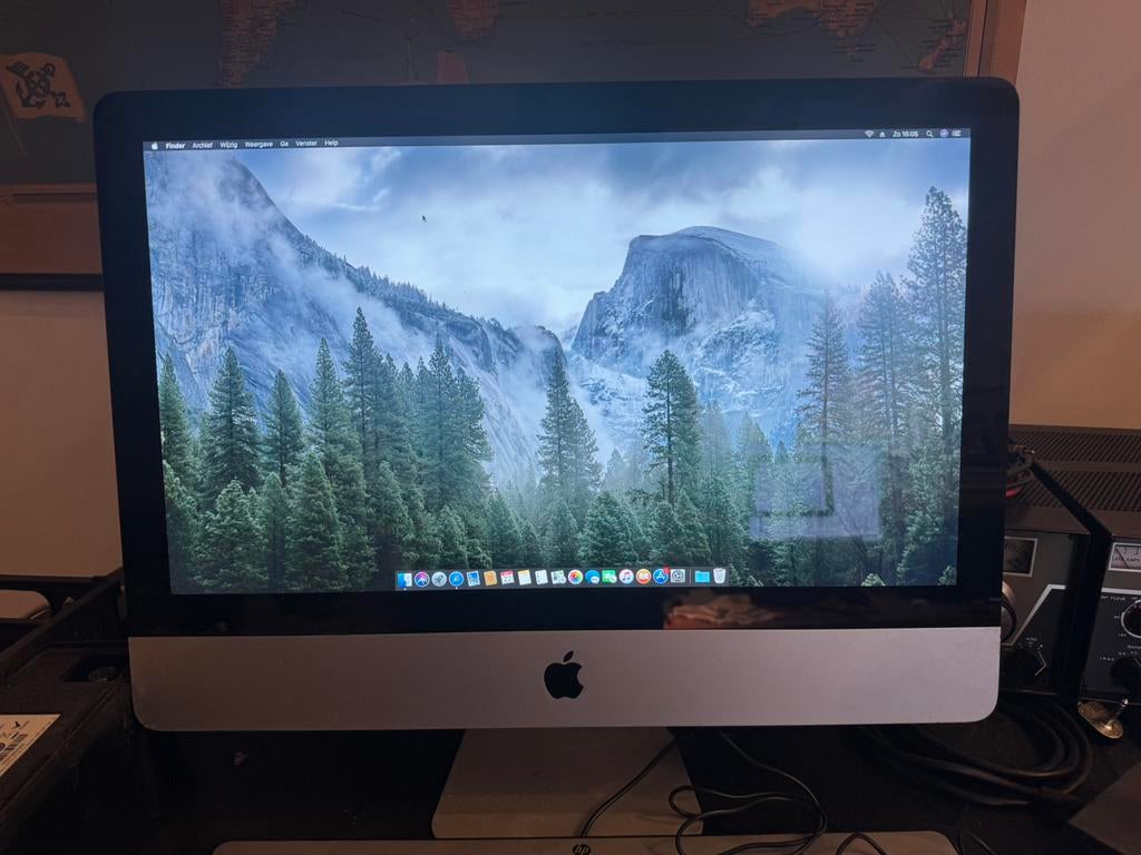 Apple iMac (Late 2009) 21.5-inch met SSD en 8 GB Ram, Computers en Software, Apple Desktops, Gebruikt, IMac, Ophalen of Verzenden