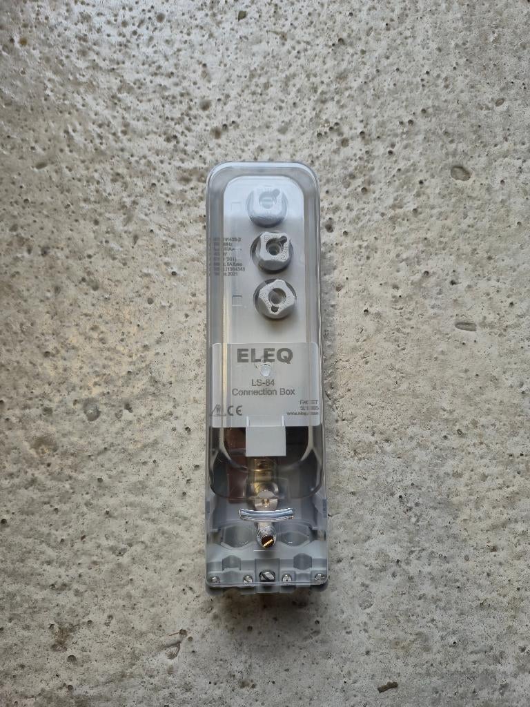 ELEQ LS-84 aansluitkast x2, Doe-het-zelf en Verbouw, Elektra en Kabels, Ophalen, Nieuw, Overige typen