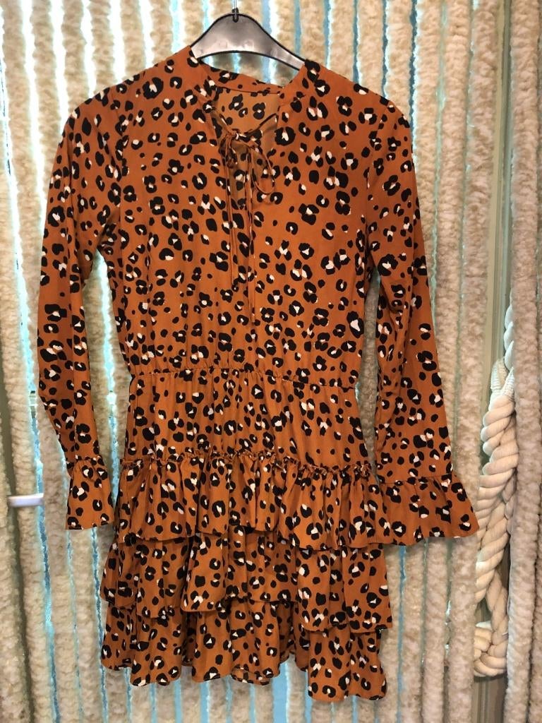 V) CC12 leuke roestbruine jurk met panter luipaardprint XS/S, Kleding | Dames, Bruin, Verzenden, Zo goed als nieuw, Knielengte