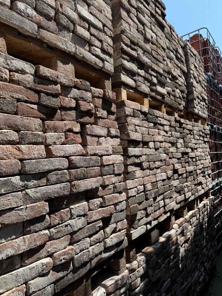 6500 stuks vormbak metselsteen rood bruin 90m2., Ophalen, Gebruikt, Bakstenen, Info@walstra.nl