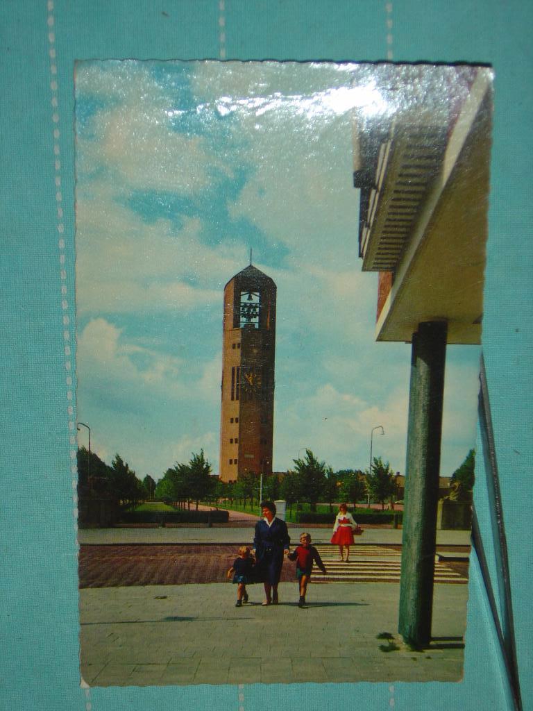 19) kleuren ansichtkaart poldertoren Emmeloord, Ophalen of Verzenden, 1960 tot 1980, Gelopen, Flevoland