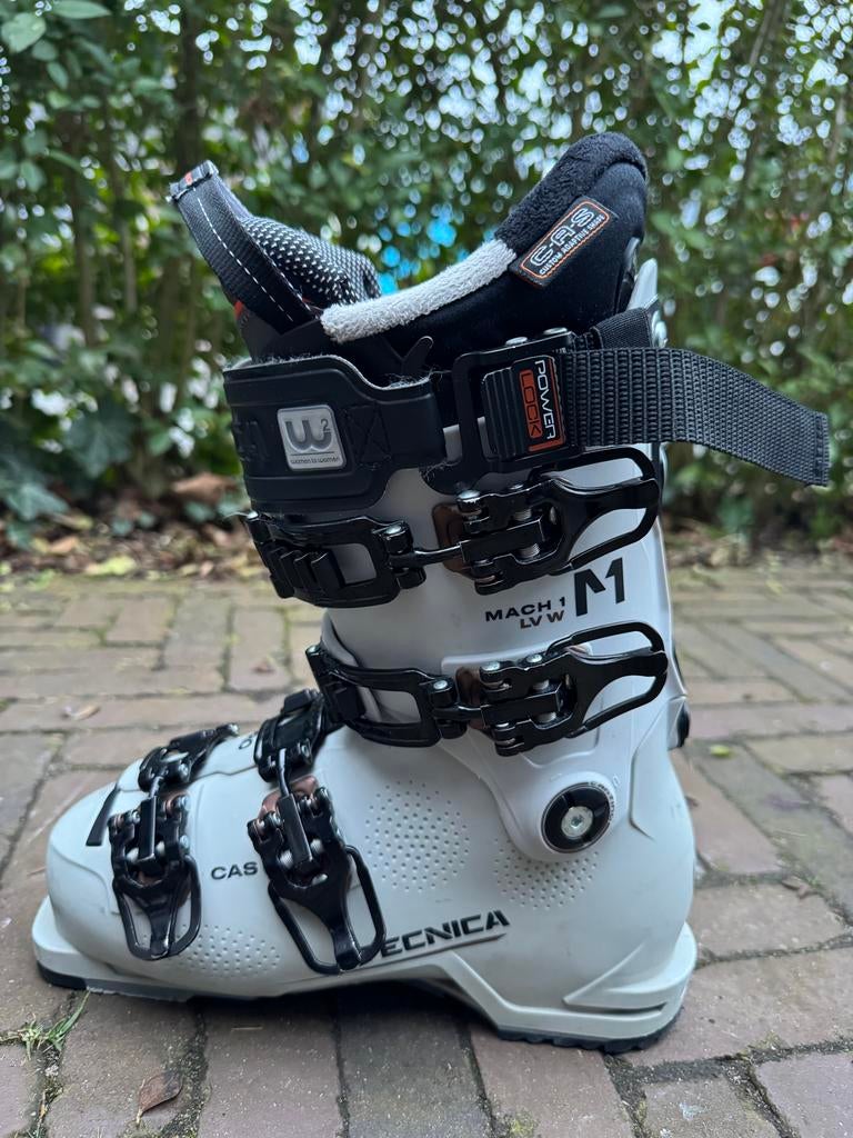 Tecnica Dames skischoenen maat 23,5 (37,5), Sport en Fitness, Skiën en Langlaufen, Overige merken, 160 tot 180 cm, Schoenen, Ophalen of Verzenden