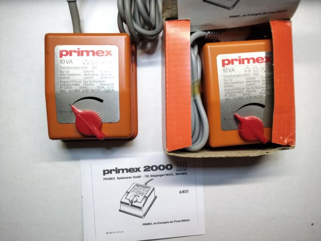 Primex 2000-6401  10VA Trafo's - 2  wisselstroom 1 in doos, Hobby en Vrije tijd, Modeltreinen | H0, Gebruikt, Ophalen of Verzenden