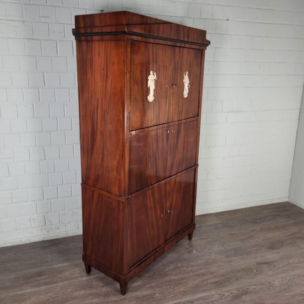 26210 Secretaire Biedermeier 1830 Mahonie, Huis en Inrichting, Kasten | Secretaires, Zo goed als nieuw, Ophalen