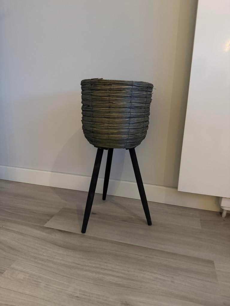 Mooie plantenbak, Ophalen, Overige materialen, Rond, Zo goed als nieuw
