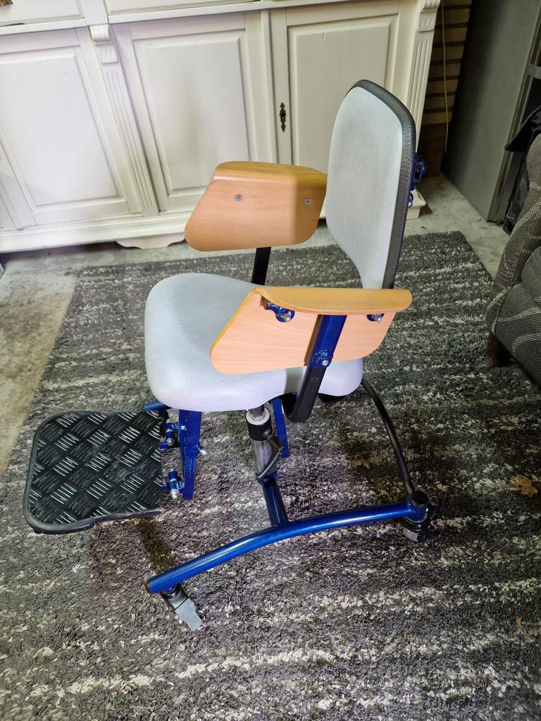 Peereboom stoeltje, Ophalen, Gebruikt, Meegroeistoel, Aanschuifbaar