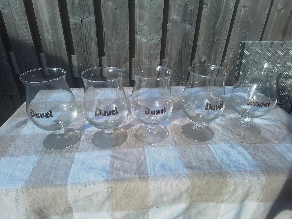 Bierglazen duvel groot 5x, Ophalen, Zo goed als nieuw, Glas of Glazen, Duvel