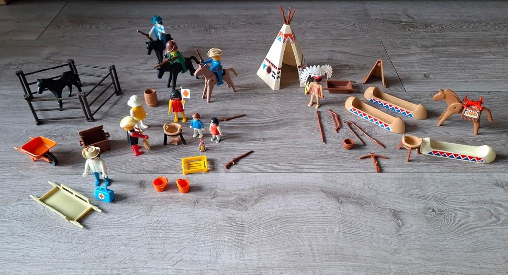 Playmobil cowboys en indiaan vintage, Ophalen of Verzenden, Gebruikt, Los playmobil