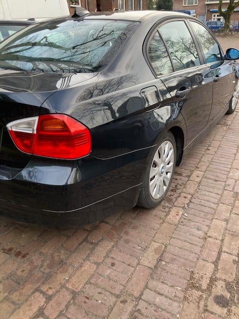 BMW 3-Serie 2.0 I 320 2005 Zwart, Auto's, Achterwielaandrijving, 1995 cc, 1295 kg, 4 cilinders