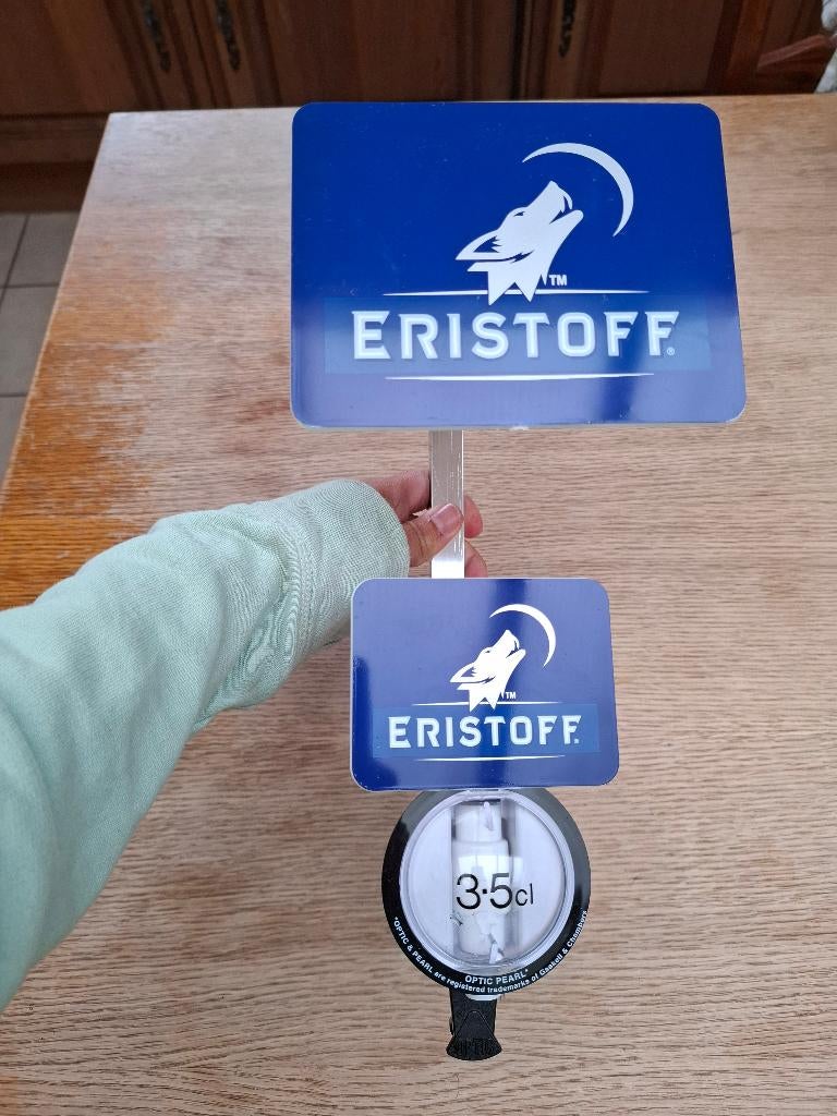 Eristoff vodka flessenhouder / dispenser met doseur, Verzamelen, Merken en Reclamevoorwerpen, Nieuw, Gebruiksvoorwerp, Ophalen of Verzenden