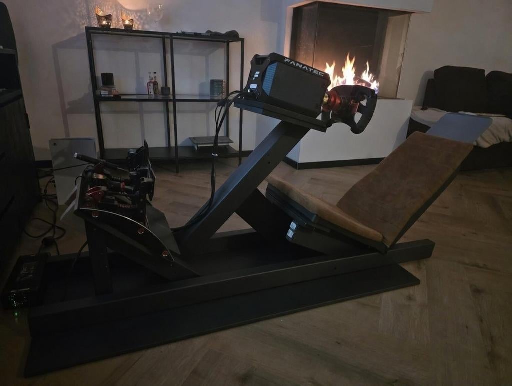 Playseat Formule 1 race simulator (zelfbouw), Spelcomputers en Games, Virtual Reality, Gebruikt, Pc, Overige typen, Ophalen of Verzenden
