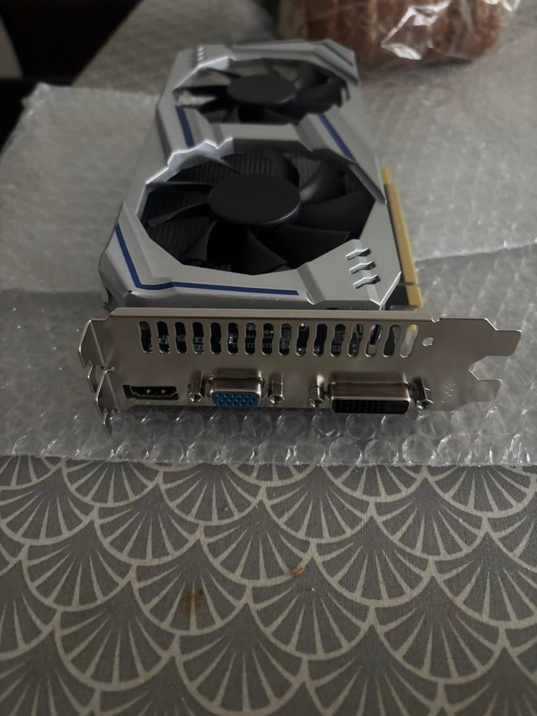NVIDIA GTX550Ti Videokaart, nog nooit gebruikt, geen schade., Computers en Software, Videokaarten, Nieuw, Ophalen of Verzenden