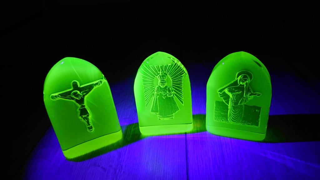 Uranium glas Religieuze Tableaus Set annagroen, Antiek en Kunst, Ophalen of Verzenden