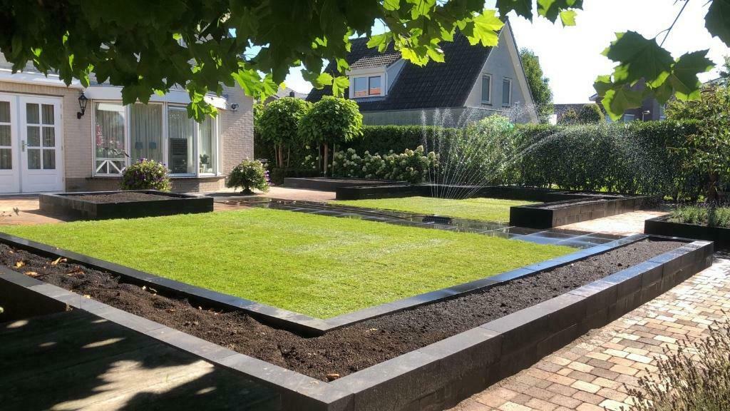Professioneel hovenier voor al uw tuinklussen, Tuinonderhoud of Snoeiwerk