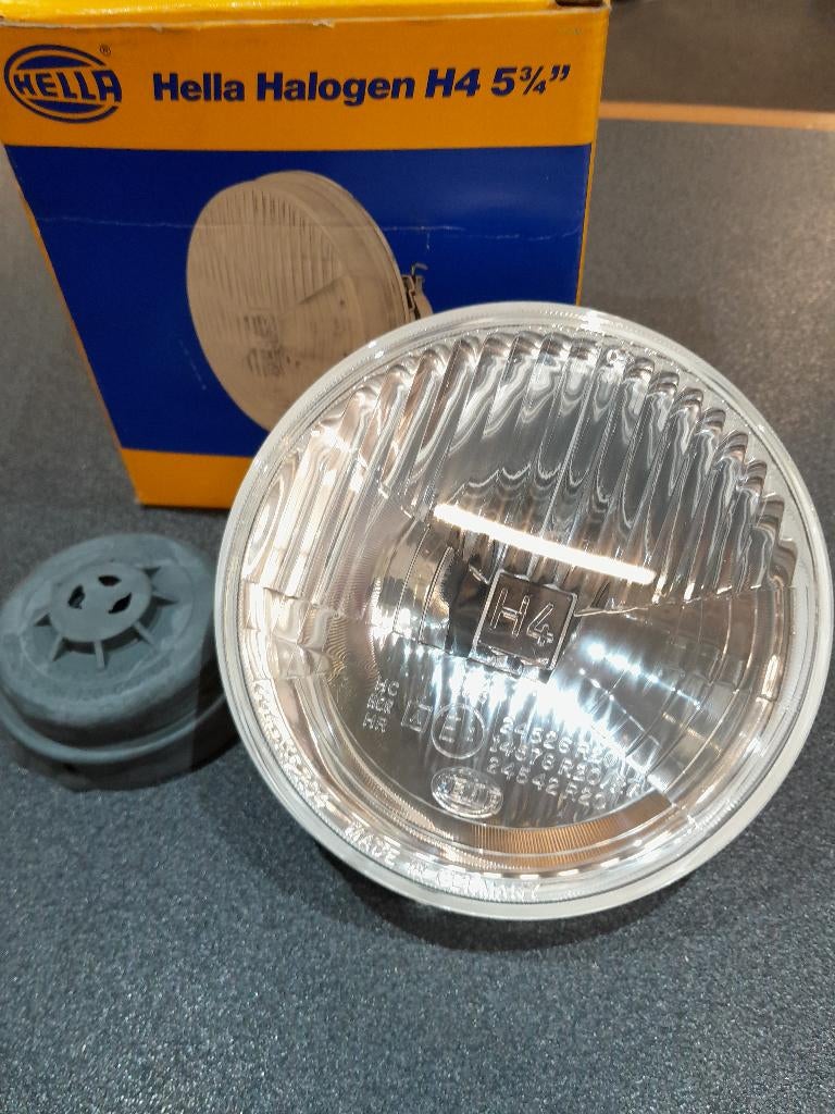 Nieuwe klassieke Hella H4 koplamp 5.3/4", Ophalen of Verzenden, Nieuw