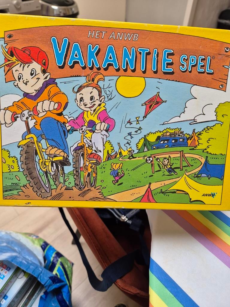 ANWB Vakantie Spel - Leuk familiespel!, Ophalen, Identity Games, Vijf spelers of meer, Zo goed als nieuw
