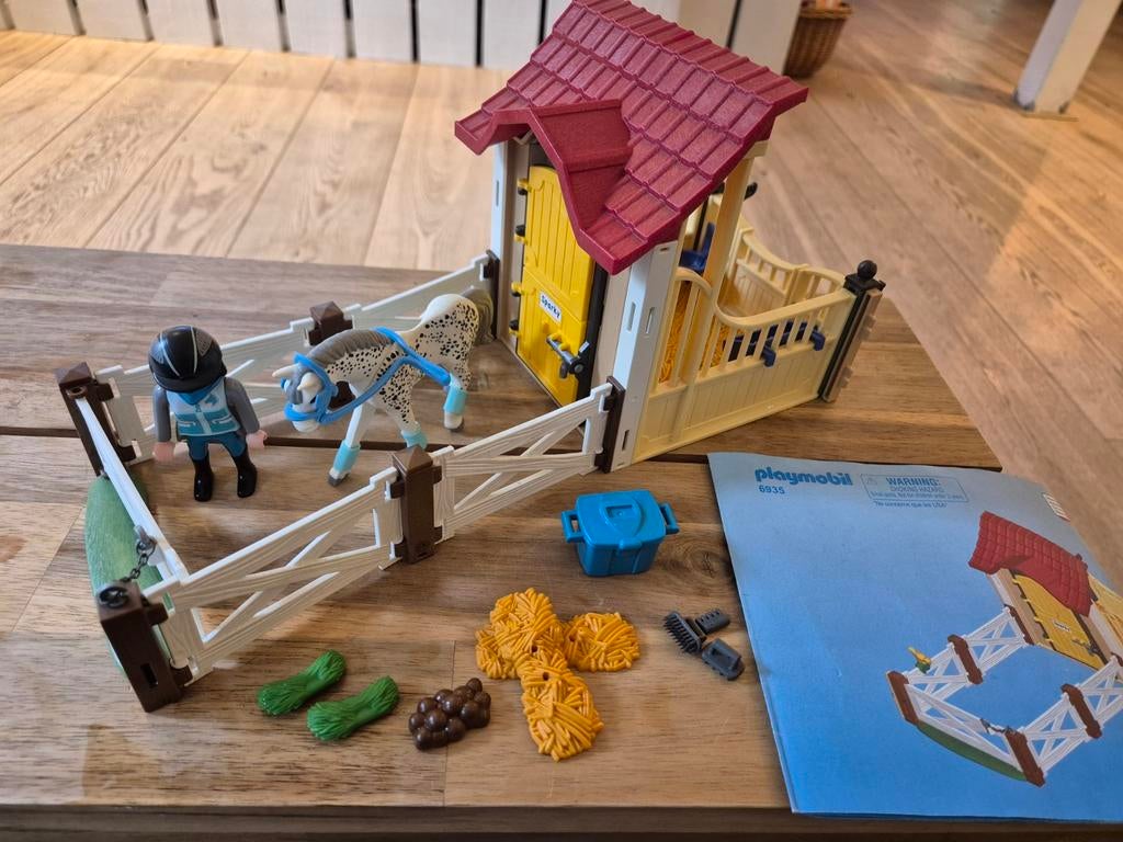 Playmobil 6935 Paardenstal - niet compleet, Ophalen of Verzenden, Gebruikt, Complete set