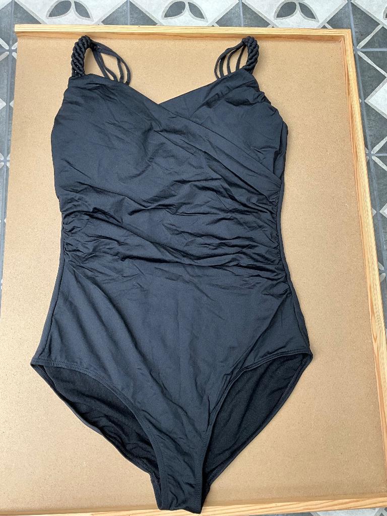 BEACHWAVE corrigerend badpak Maat 54, Kleding | Dames, Badmode en Zwemkleding, Nieuw, Badpak, Zwart, Ophalen of Verzenden