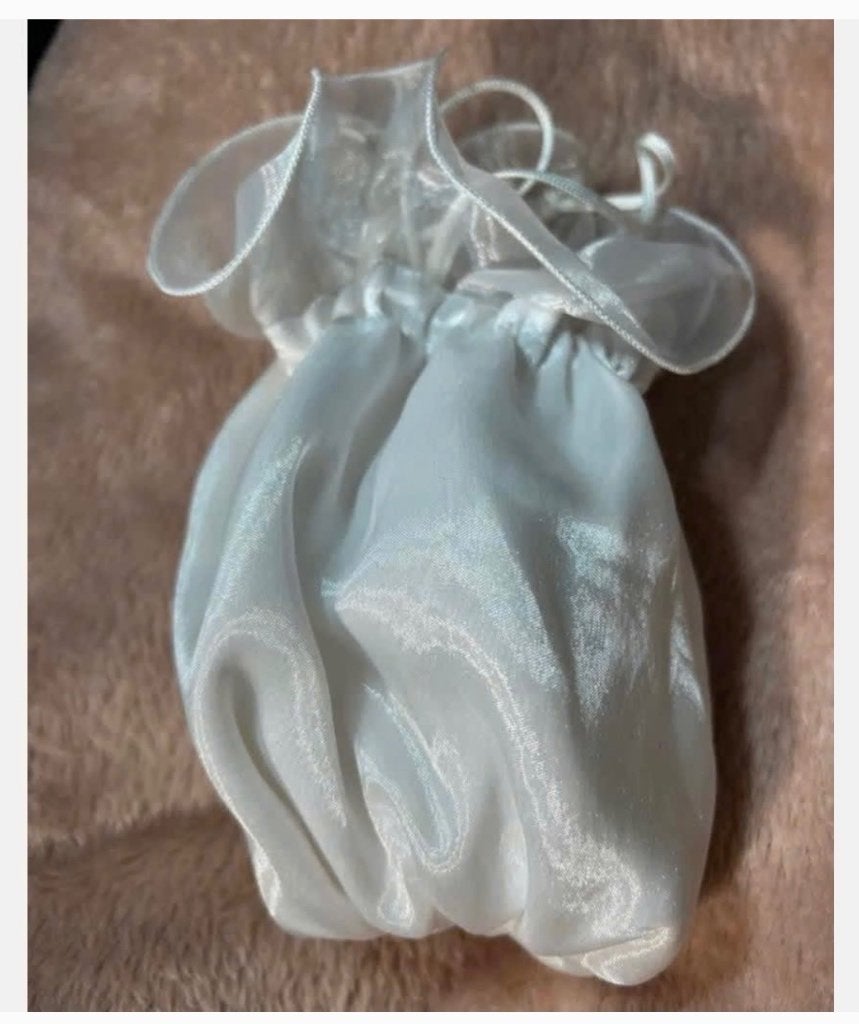 Bruids tasje of communie tasje, wit glanzende stof 18 cm, Wit, Ophalen of Verzenden, Zo goed als nieuw, Accessoires