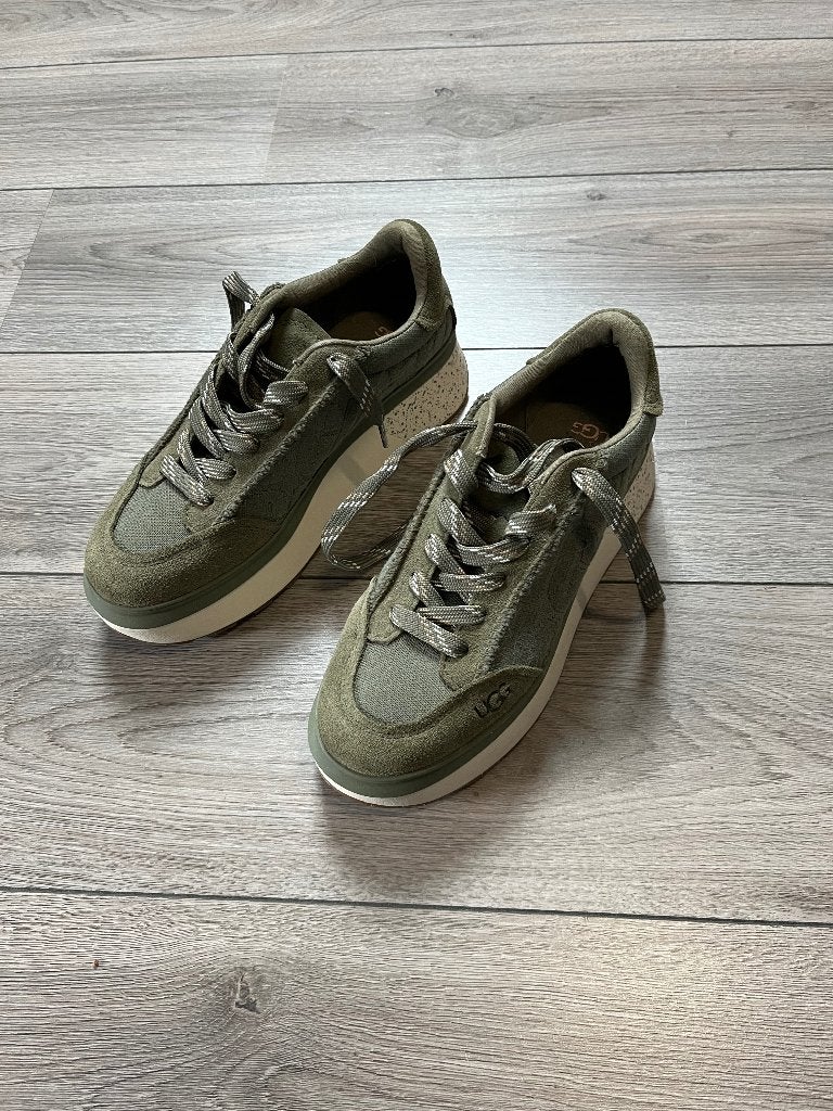 UGG suède groen maat 42, Kleding | Dames, UGG, Instappers, Nieuw, Ophalen of Verzenden