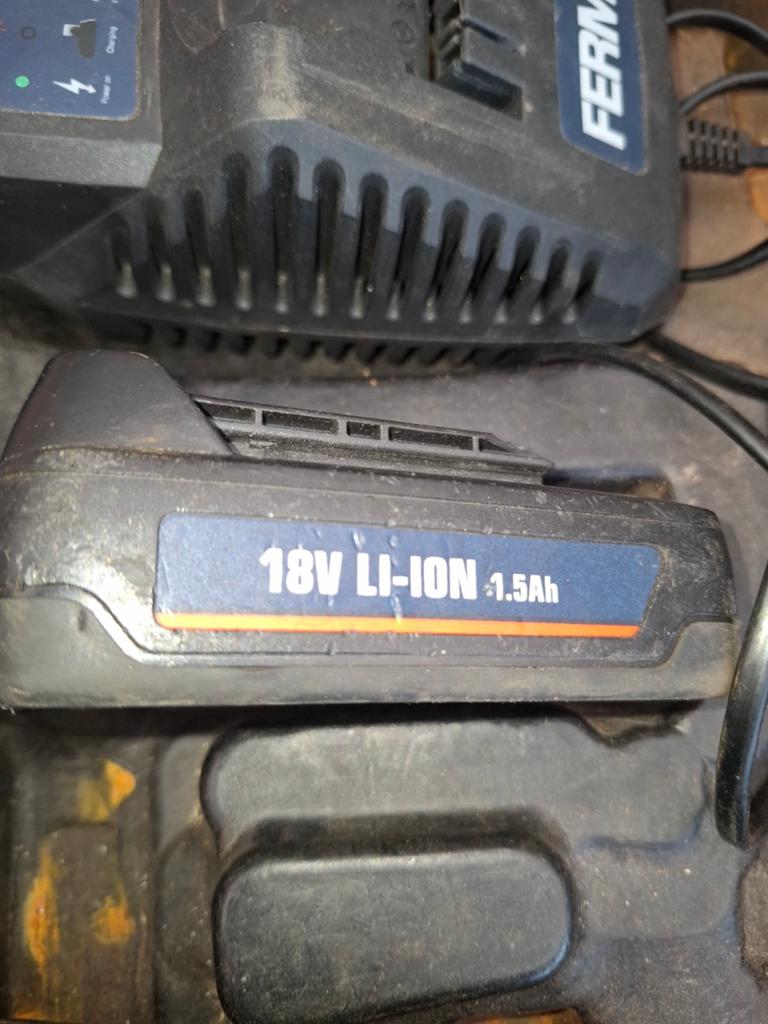 2 ACCU.S MET LADER.FERM. 15€ ALLEEN OPHALEN., Ophalen